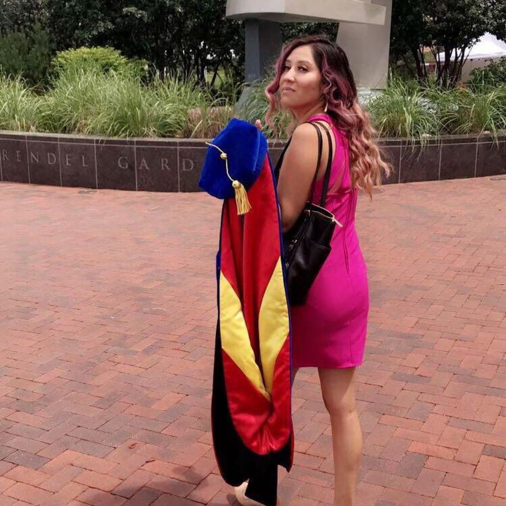 Meet your Posher, Delma